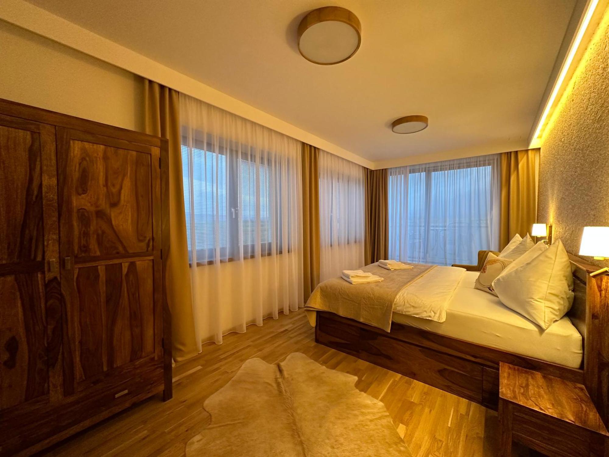 Vysoke Tatry - Isc Resort House For 13 People With 6 Extra Bed Poprad Exterior foto