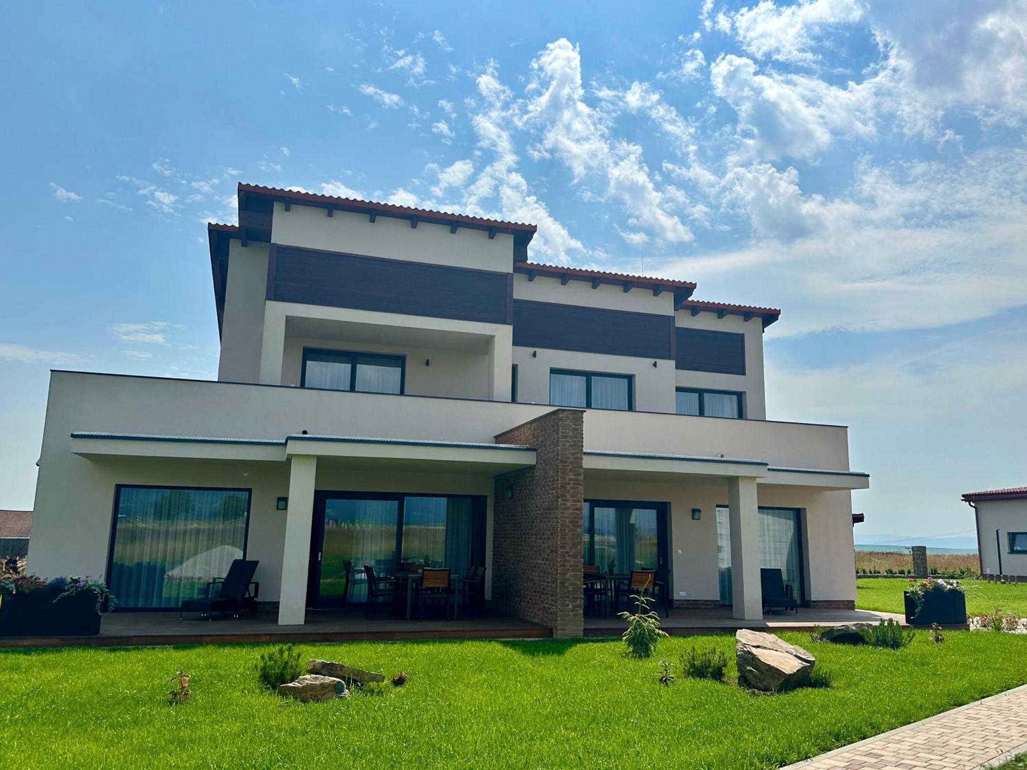Vysoke Tatry - Isc Resort House For 13 People With 6 Extra Bed Poprad Exterior foto