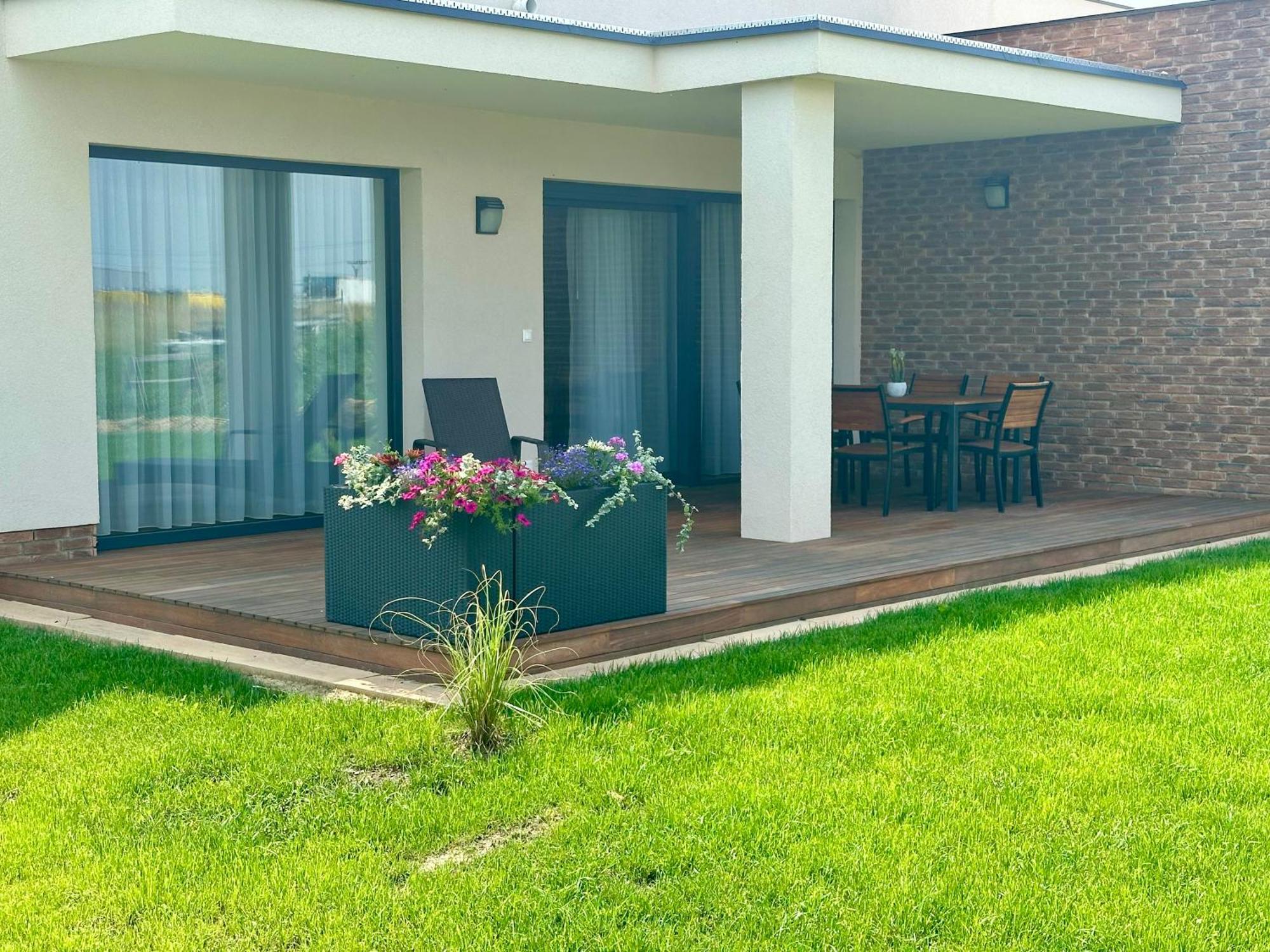 Vysoke Tatry - Isc Resort House For 13 People With 6 Extra Bed Poprad Exterior foto
