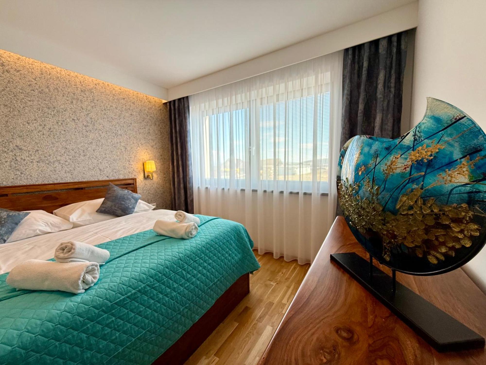 Vysoke Tatry - Isc Resort House For 13 People With 6 Extra Bed Poprad Exterior foto
